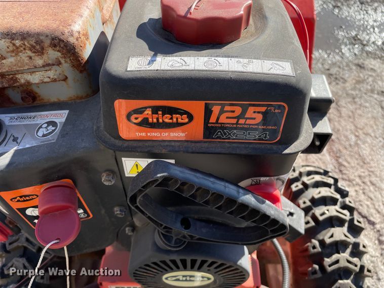 image for item OG9806 (2) Ariens 921030 snowblowers
