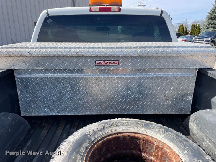 image for item OG9810 2002 Chevrolet Silverado 1500 pickup truck