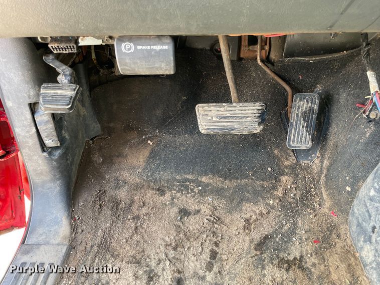 image for item OG9810 2002 Chevrolet Silverado 1500 pickup truck