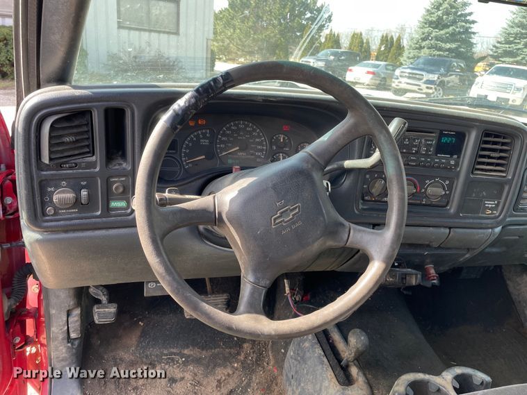 image for item OG9810 2002 Chevrolet Silverado 1500 pickup truck