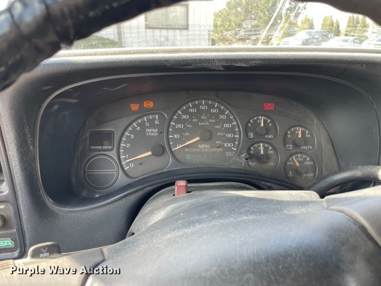 image for item OG9810 2002 Chevrolet Silverado 1500 pickup truck