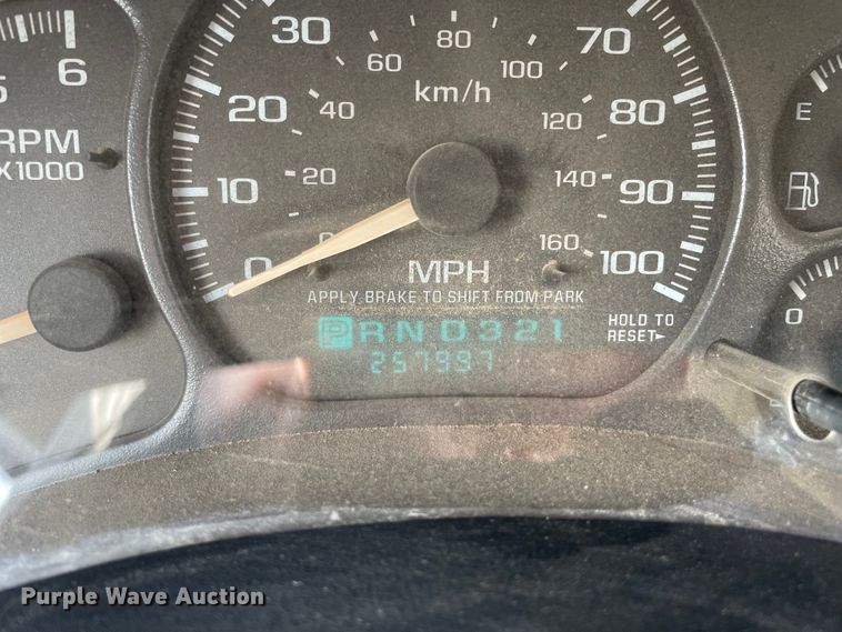 image for item OG9810 2002 Chevrolet Silverado 1500 pickup truck