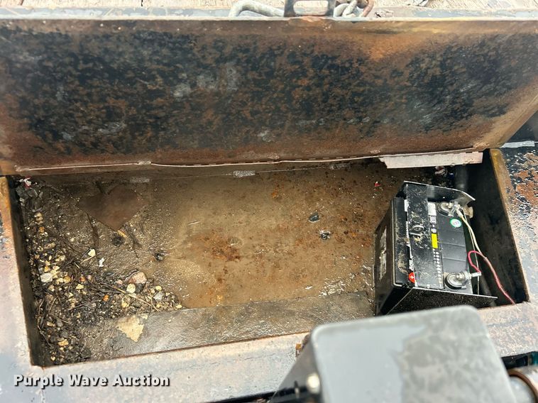 image for item OI9510 2007 Tow Master Big Tow equipment trailer