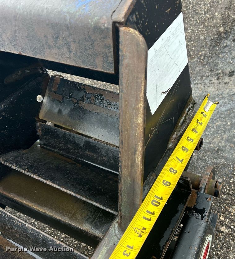 image for item OI9510 2007 Tow Master Big Tow equipment trailer