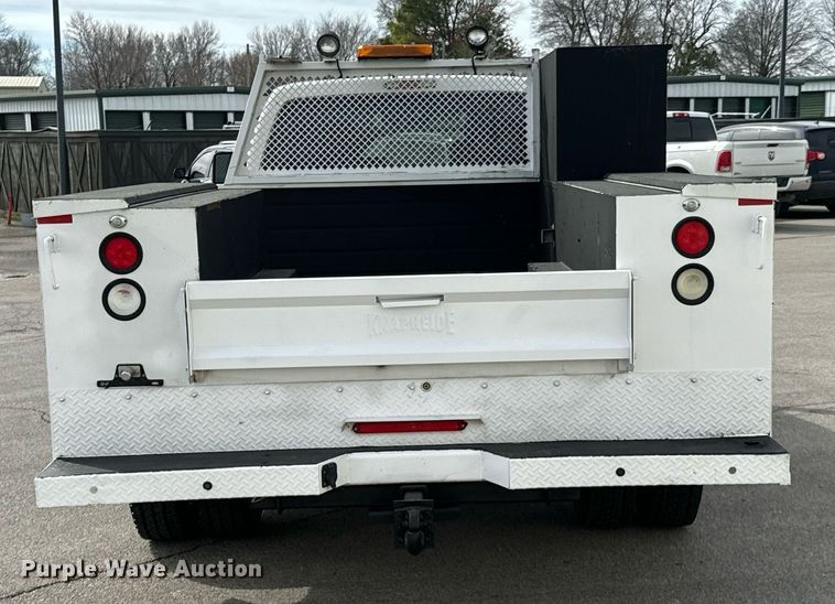 image for item OJ9581 2015 Ford F550 Super Duty SuperCab utility / service truck