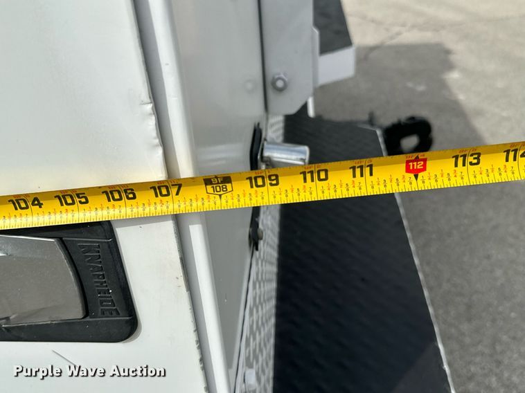 image for item OJ9581 2015 Ford F550 Super Duty SuperCab utility / service truck