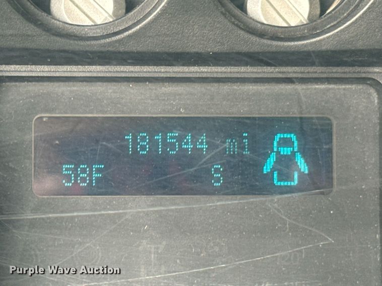 image for item OJ9581 2015 Ford F550 Super Duty SuperCab utility / service truck