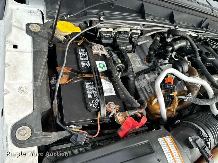 image for item OJ9581 2015 Ford F550 Super Duty SuperCab utility / service truck