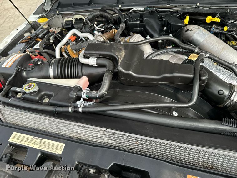 image for item OJ9581 2015 Ford F550 Super Duty SuperCab utility / service truck