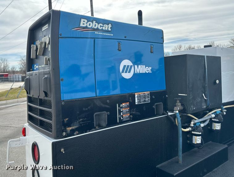 image for item OJ9582 2014 Dodge Ram 5500HD utility / service truck