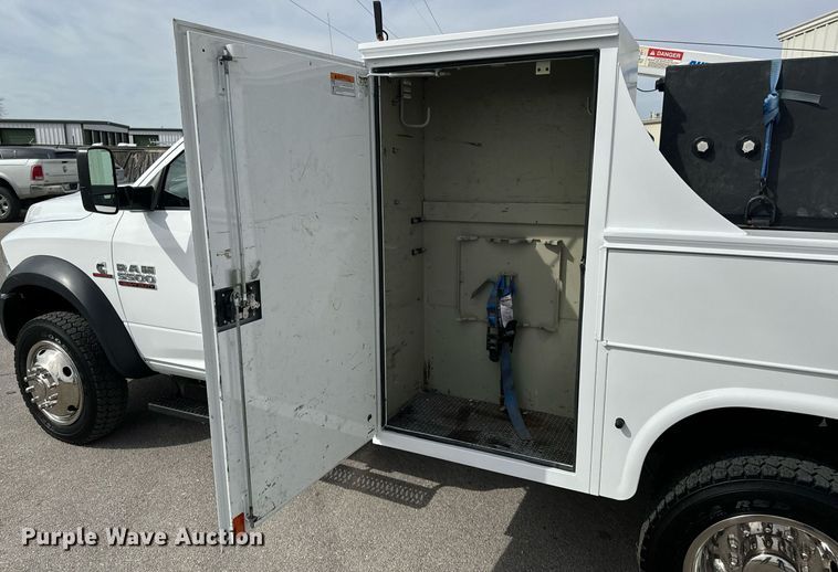 image for item OJ9582 2014 Dodge Ram 5500HD utility / service truck