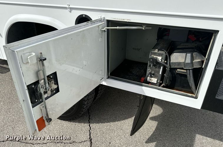 image for item OJ9582 2014 Dodge Ram 5500HD utility / service truck