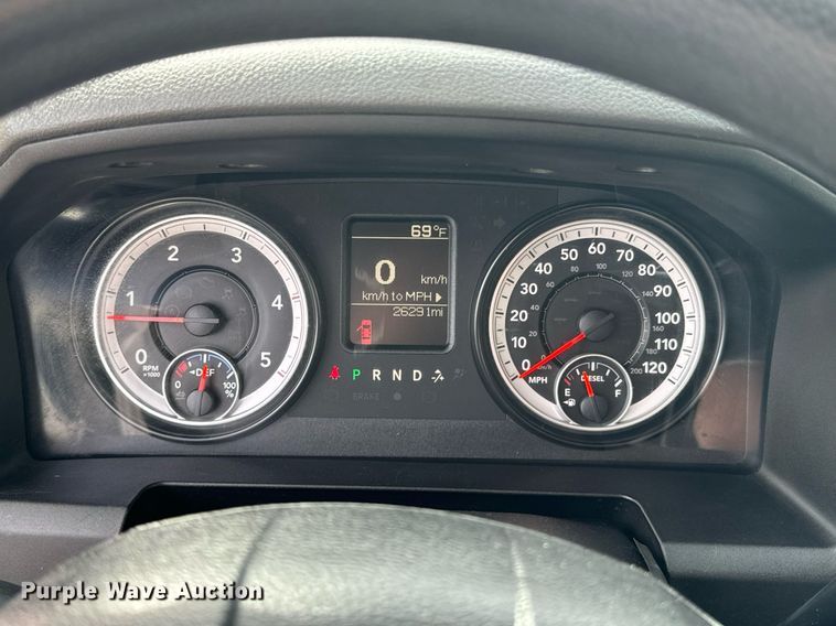 image for item OJ9582 2014 Dodge Ram 5500HD utility / service truck