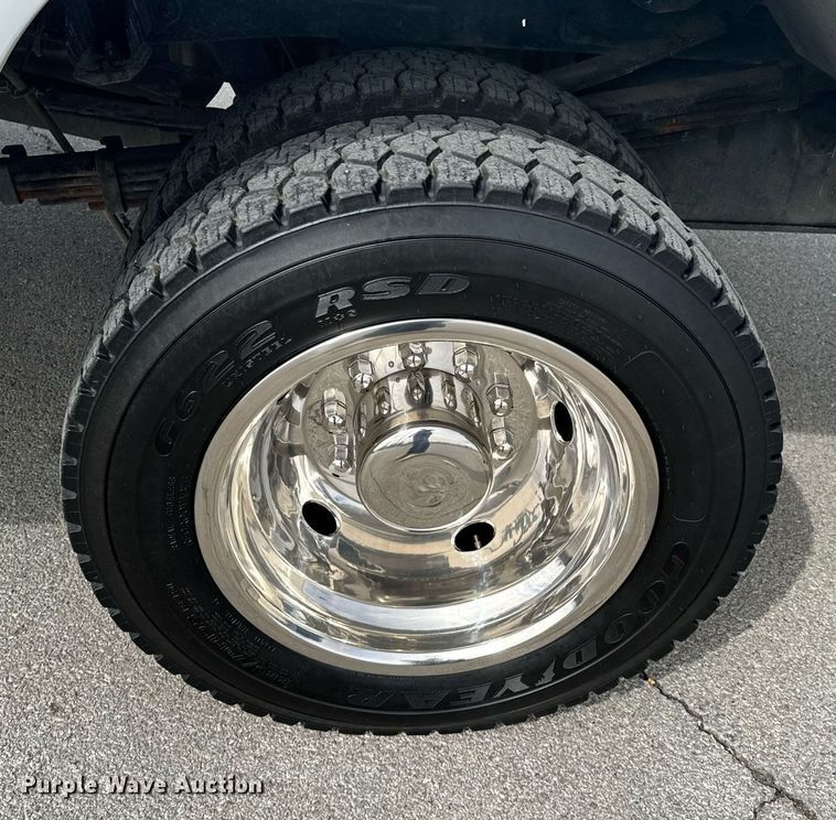 image for item OJ9582 2014 Dodge Ram 5500HD utility / service truck