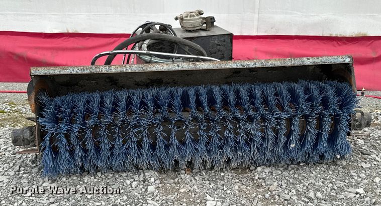 image for item OJ9602 Paladin Sweepster broom