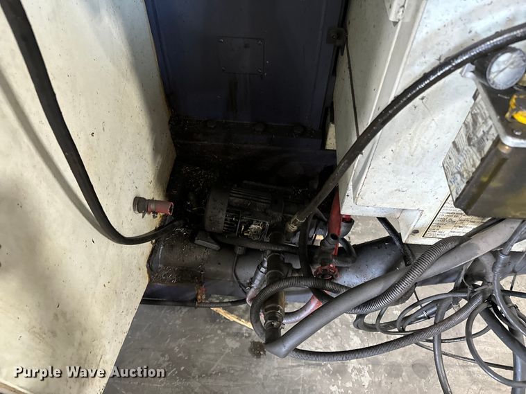 image for item OJ9617 2001 Leadwell V50 CNC lathe