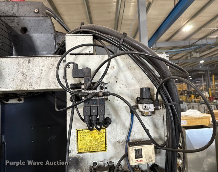 image for item OJ9617 2001 Leadwell V50 CNC lathe