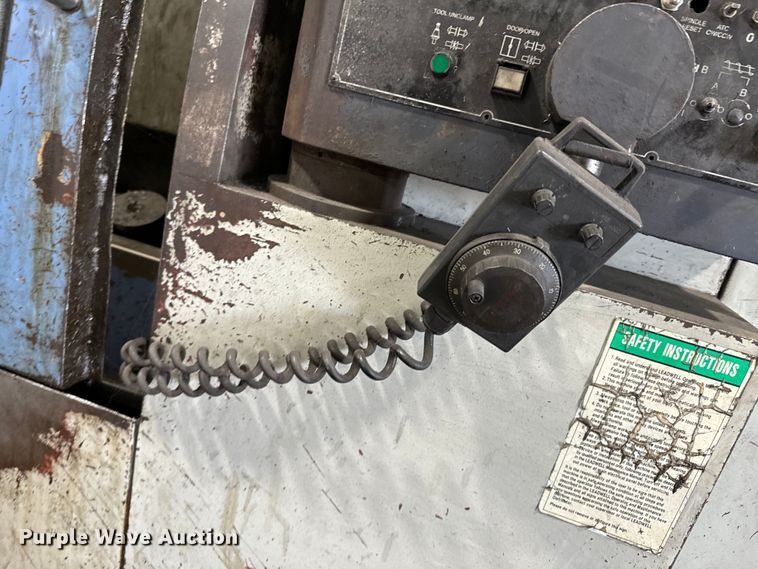 image for item OJ9617 2001 Leadwell V50 CNC lathe