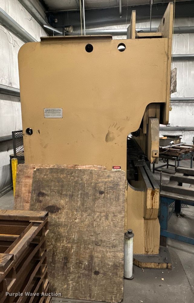 image for item OJ9619 Standard AB200-12 press brake