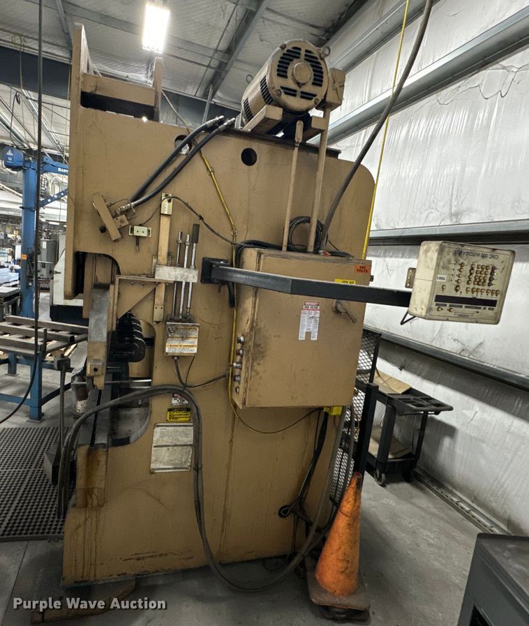 image for item OJ9619 Standard AB200-12 press brake