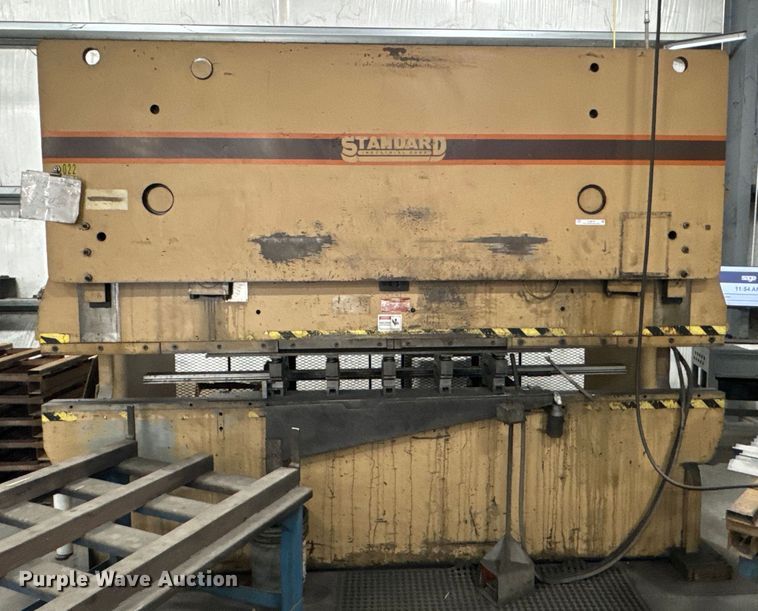 image for item OJ9619 Standard AB200-12 press brake