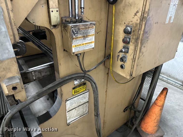 image for item OJ9619 Standard AB200-12 press brake