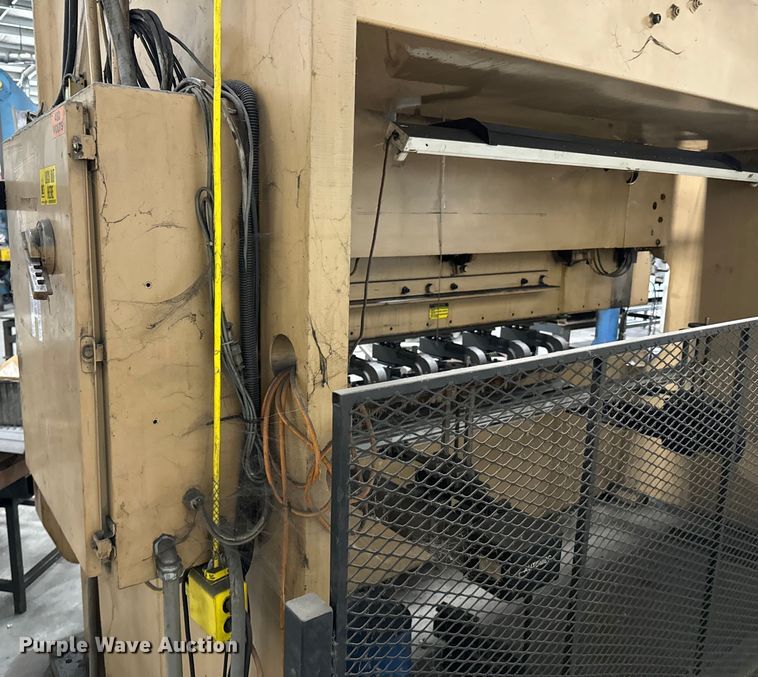 image for item OJ9619 Standard AB200-12 press brake