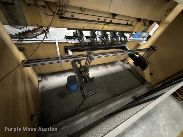 image for item OJ9619 Standard AB200-12 press brake
