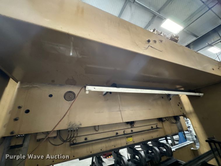 image for item OJ9619 Standard AB200-12 press brake