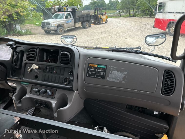 image for item OK9786 2012 Freightliner S2C shuttle bus