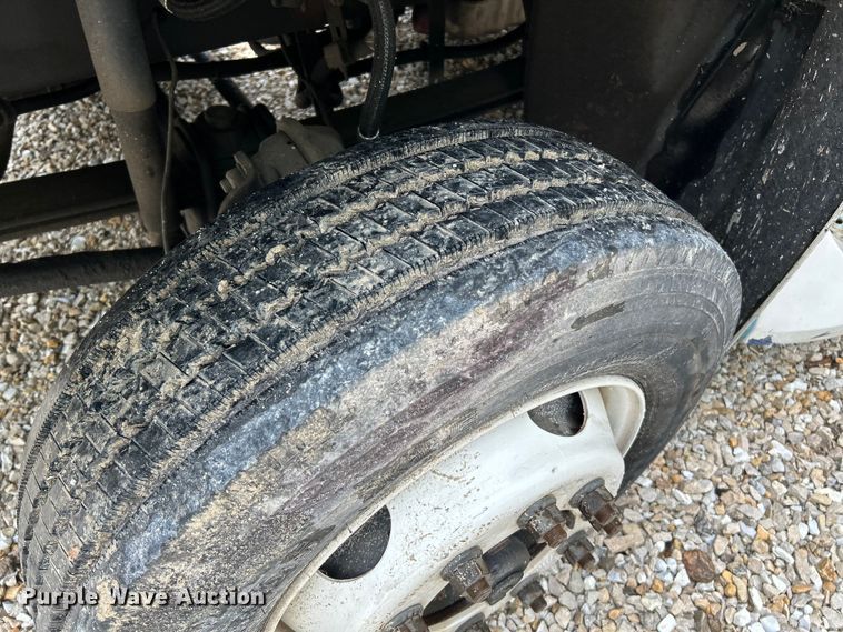 image for item OK9786 2012 Freightliner S2C shuttle bus