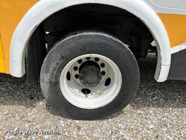 image for item OK9786 2012 Freightliner S2C shuttle bus