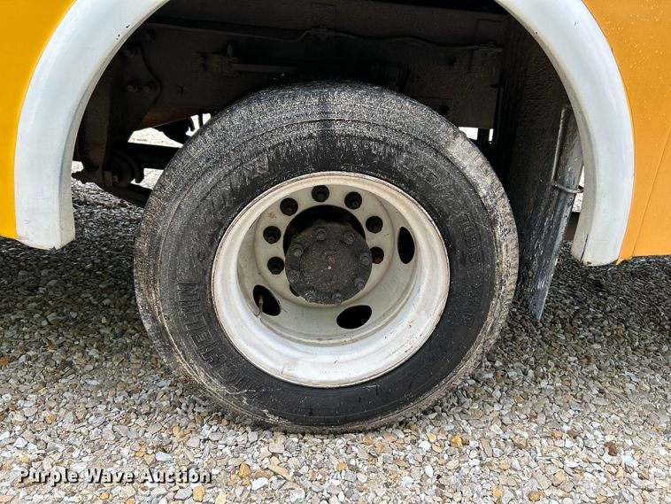 image for item OK9786 2012 Freightliner S2C shuttle bus