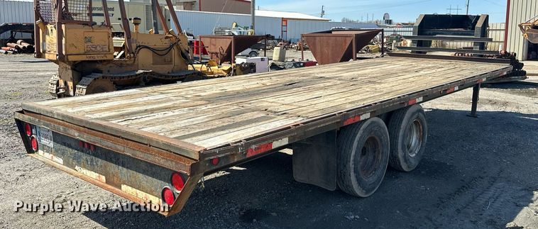 image for item OM9828 2005 Elite equipment trailer