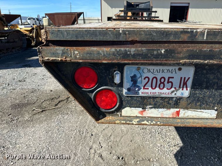 image for item OM9828 2005 Elite equipment trailer