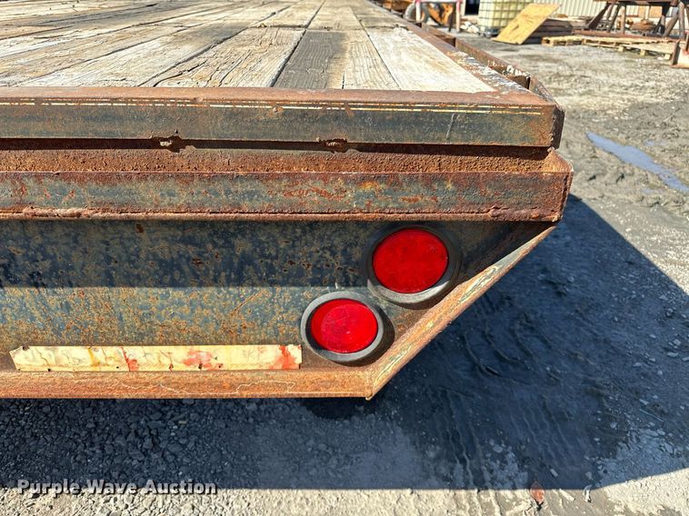 image for item OM9828 2005 Elite equipment trailer