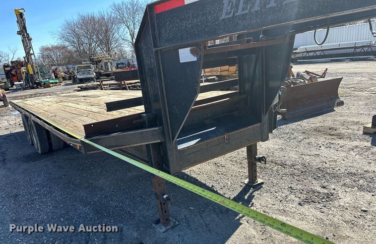 image for item OM9828 2005 Elite equipment trailer