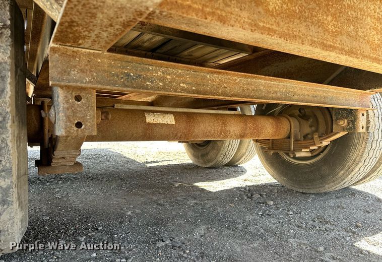 image for item OM9828 2005 Elite equipment trailer