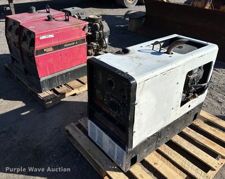 image for item OM9829 (3) welder/generators