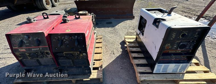 image for item OM9829 (3) welder/generators