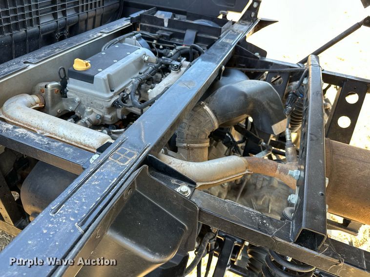 image for item OM9863 2020 Kawsaki Mule Pro-FXT utility vehicle