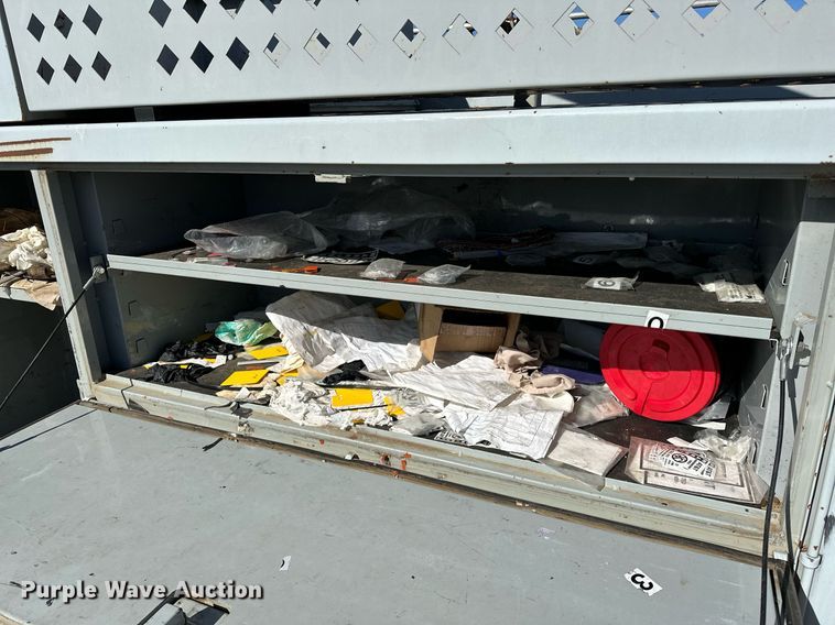 image for item OM9873 2008 Ford  F450 Super Duty XL bucket truck