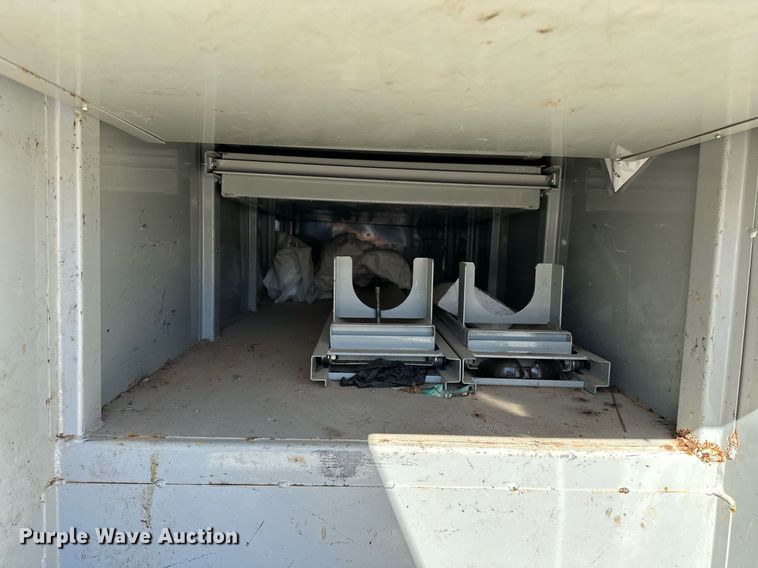 image for item OM9873 2008 Ford  F450 Super Duty XL bucket truck