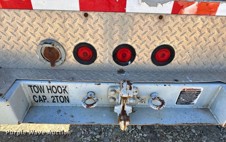 image for item OM9873 2008 Ford  F450 Super Duty XL bucket truck