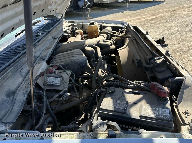 image for item OM9873 2008 Ford  F450 Super Duty XL bucket truck