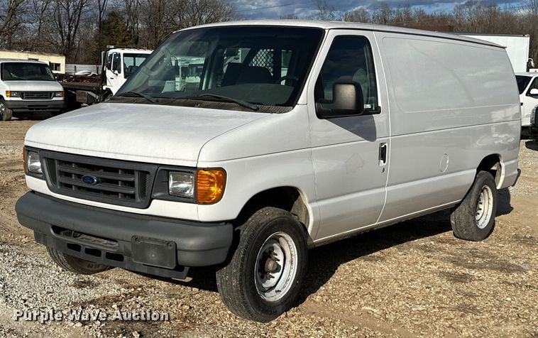 image for item OM9875 2007 Ford  E150 van