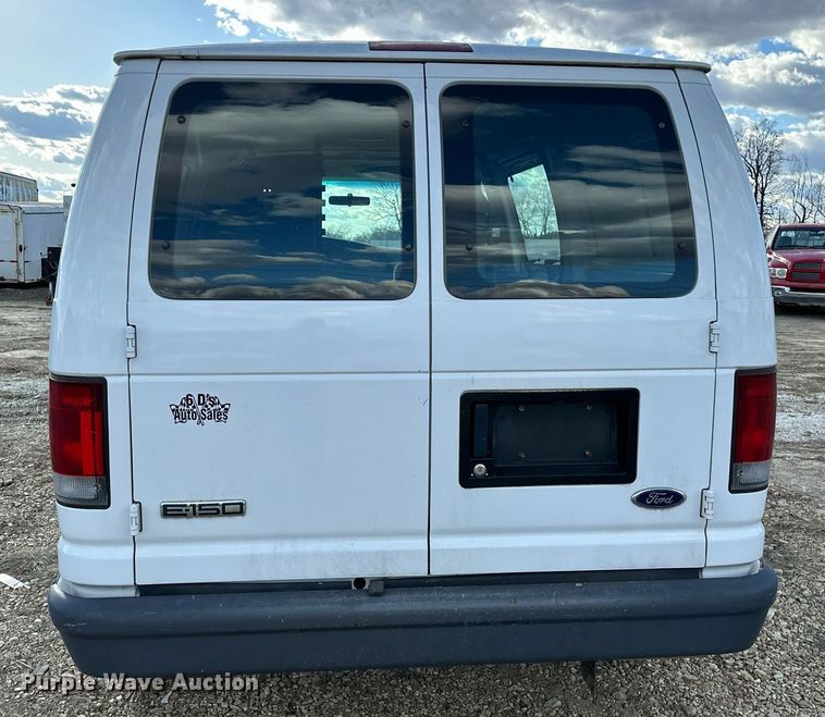 image for item OM9875 2007 Ford  E150 van