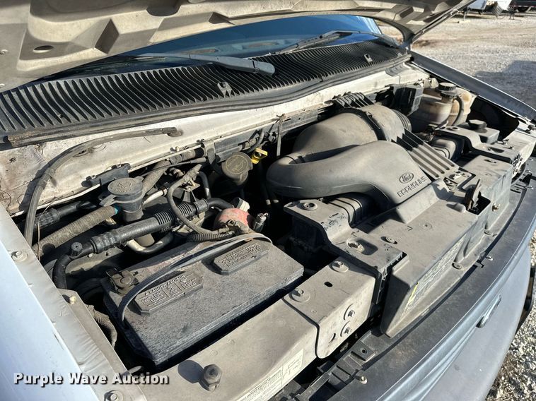 image for item OM9875 2007 Ford  E150 van