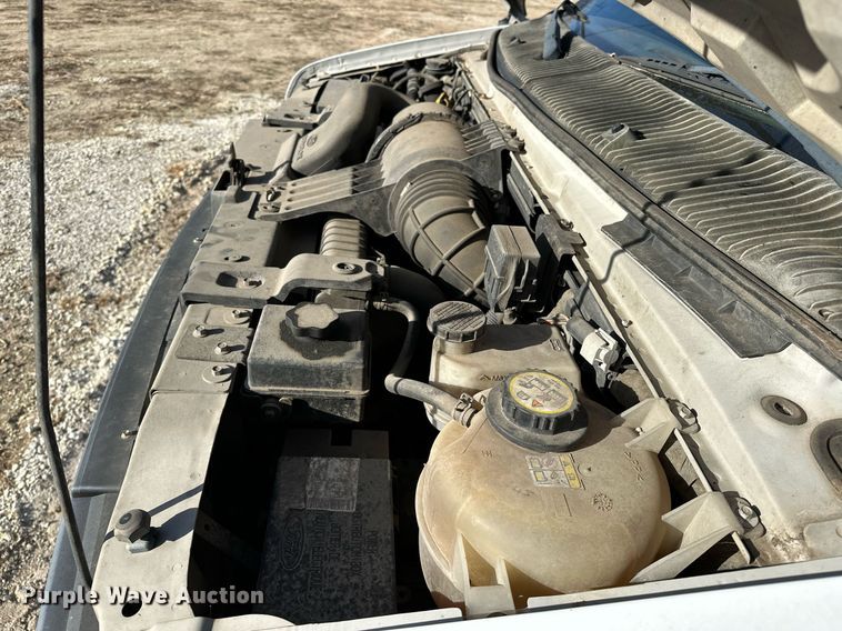 image for item OM9875 2007 Ford  E150 van