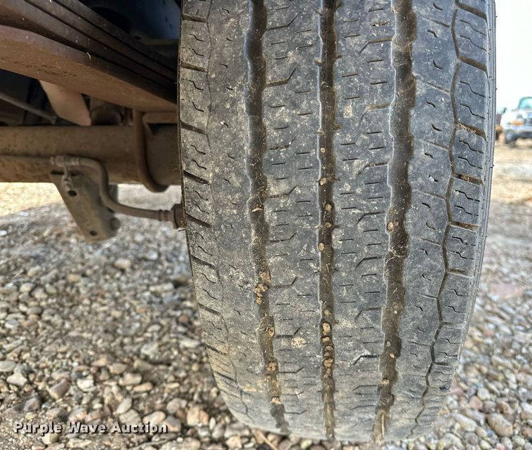 image for item OM9875 2007 Ford  E150 van